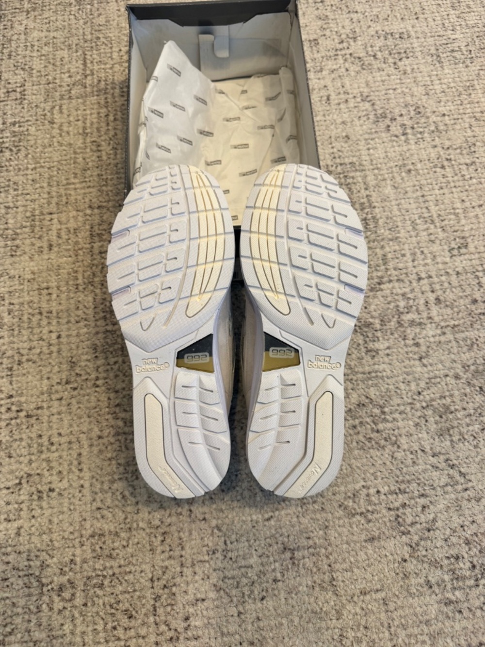 Women's -New Balance 992 (M992NC) size 10.5 B, NWT - Picture 4 of 5
